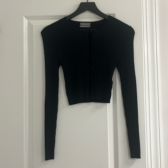 black long sleeve button up - Picture 3 of 4